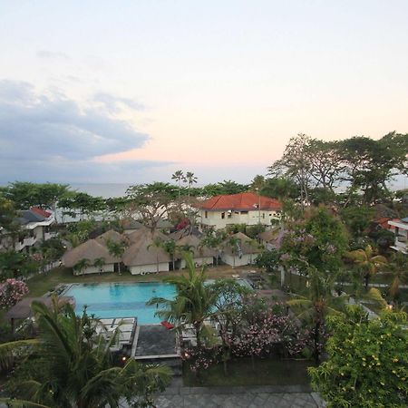 Alit Beach Resort And Villas Sanur Kültér fotó