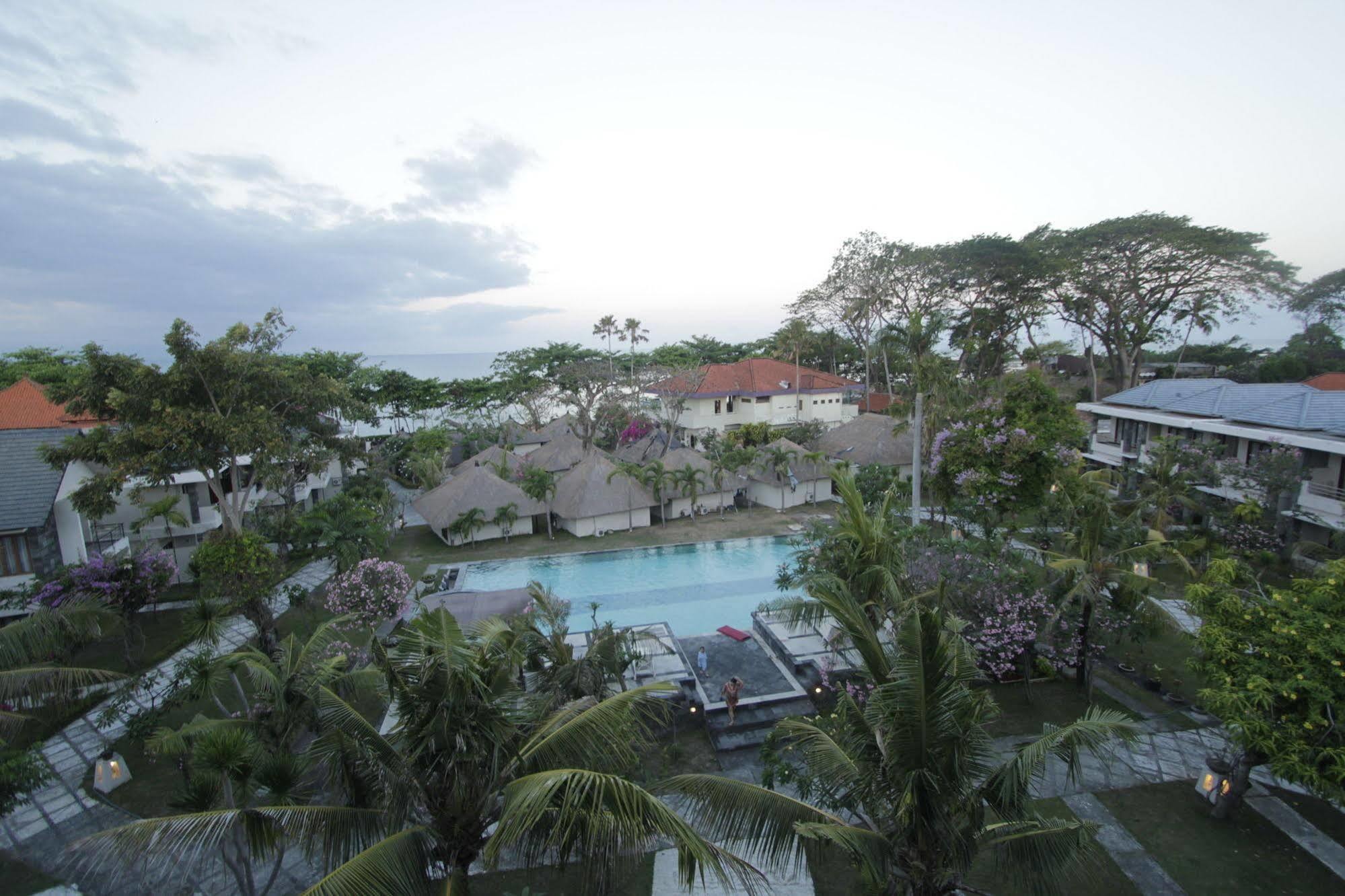 Alit Beach Resort And Villas Sanur Kültér fotó